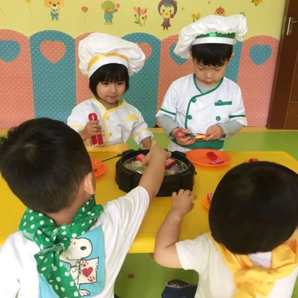 XYYEA Kitchen Roleplay Uniform Kids Chef Apron Cook Cosplay Costume with Hat